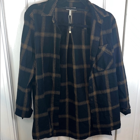 Hester & Orchard Tops - NWOT Hester & Orchard Sz Small Plaid flannel long sleeve